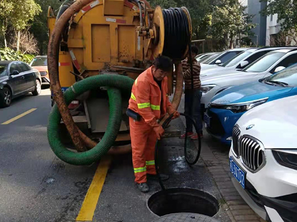 三都镇排污管道清淤