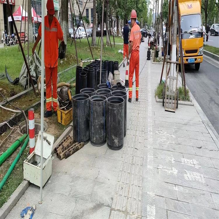 三都镇管道短管置换修复